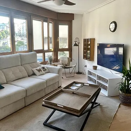 Precioso Apartamento En Oviedo, Wifi, Garaje, 2Hab - La Eria 4 *